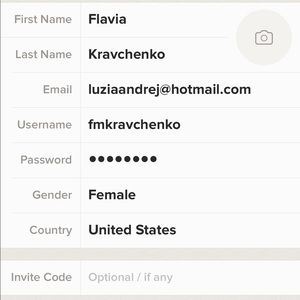 Meet your Posher, Flavia